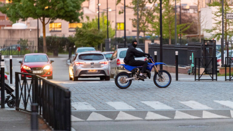 FRANCE - URBAN RODEO