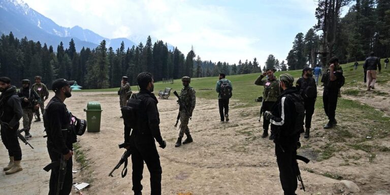 TOPSHOT-INDIA-KASHMIR-PAKISTAN-UNREST
