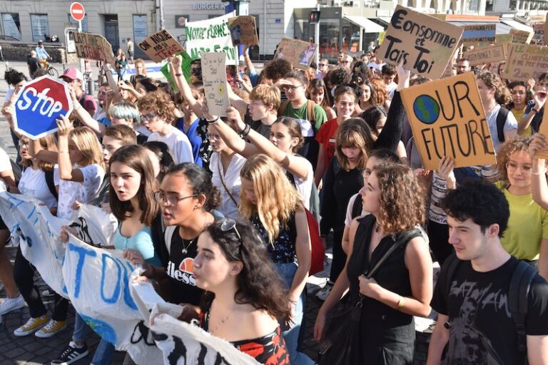Marseille,,France,-,September,20,,2019,:,Young,People,Demonstrate