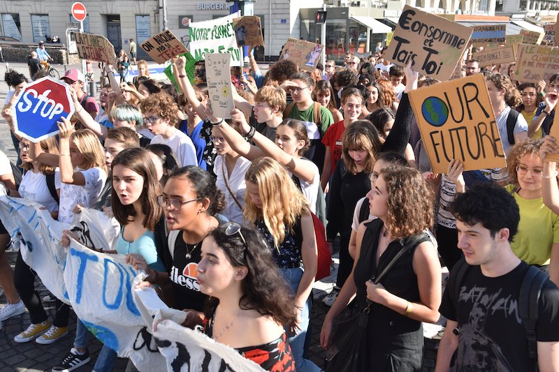 Marseille,,France,-,September,20,,2019,:,Young,People,Demonstrate