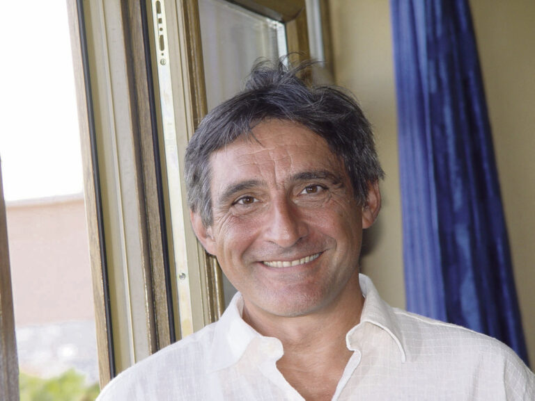 Ahmet Insel              

photo libre de droit fournie par lui-même