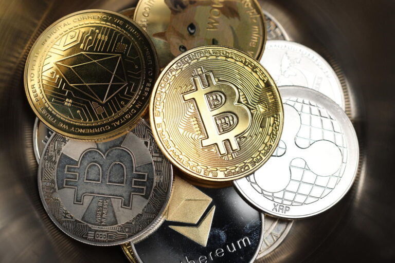 CRYPTOMONNAIES