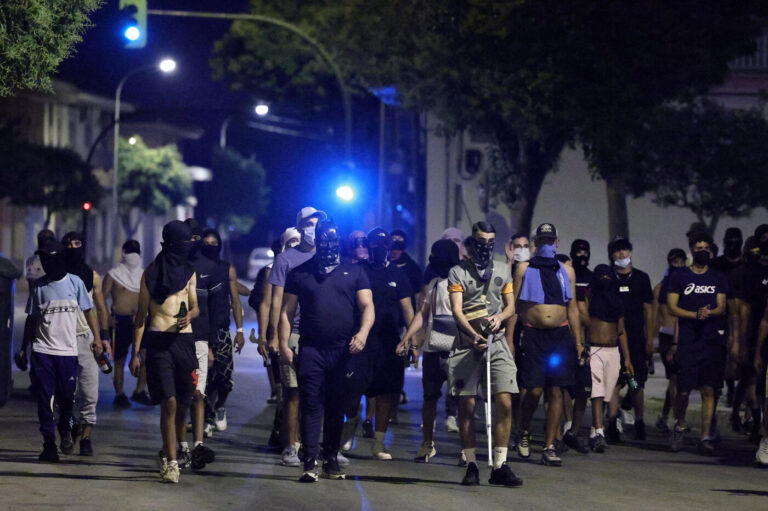 Anti-migrant unrest following an attack on elderly man by unknown assailants, in Torre Pacheco