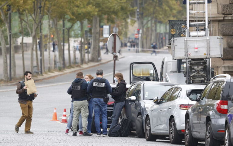 CAMBRIOLAGE AU MUSEE DU LOUVRE