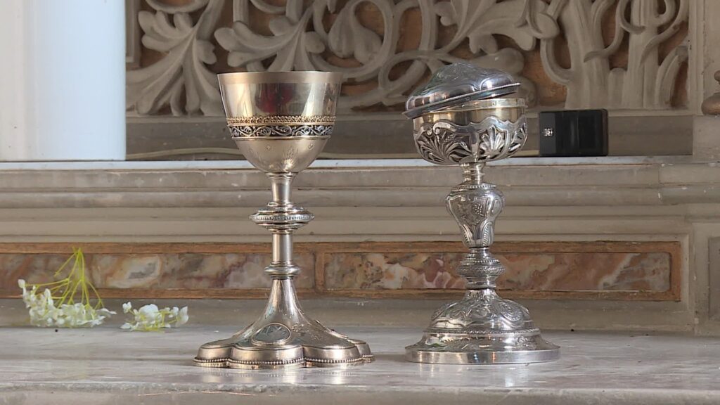 BEddBCF1d428c7dc7058