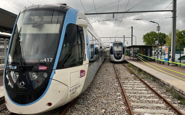 tramway T4 tram T4 illustration Aulnay-sous-Bois