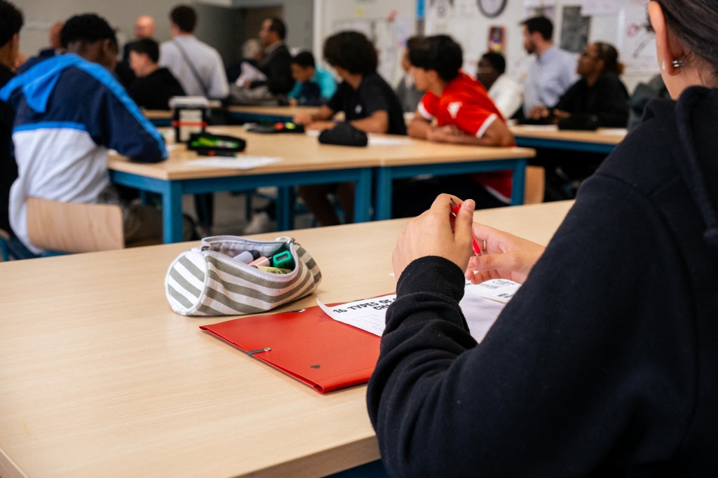 FRANCE - BACK TO SCHOOL 2024 - HIGH SCHOOL IN TOULOUSE