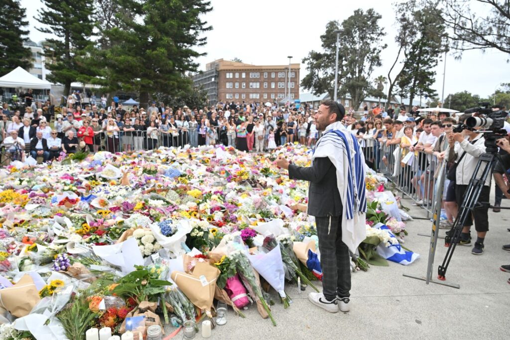 Australia mourns Bondi Beach shooting victims
